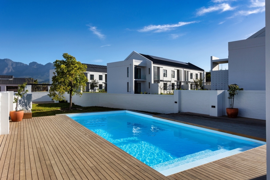 2 Bedroom Property for Sale in Val De Vie Estate Western Cape